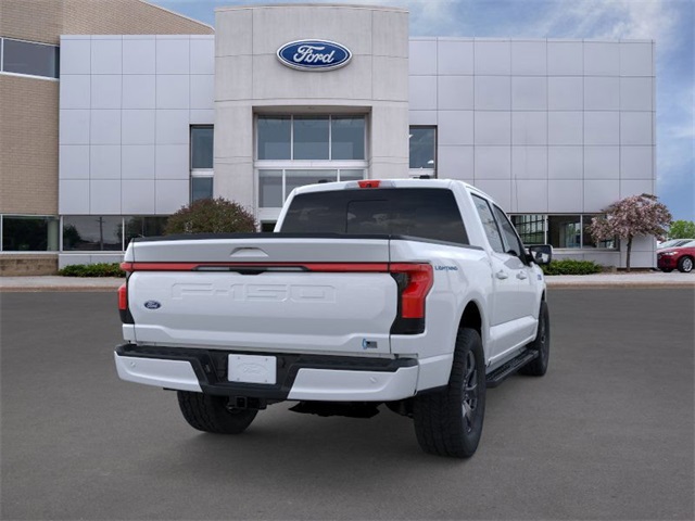 2025 Ford F-150 Lightning Lariat photo 8