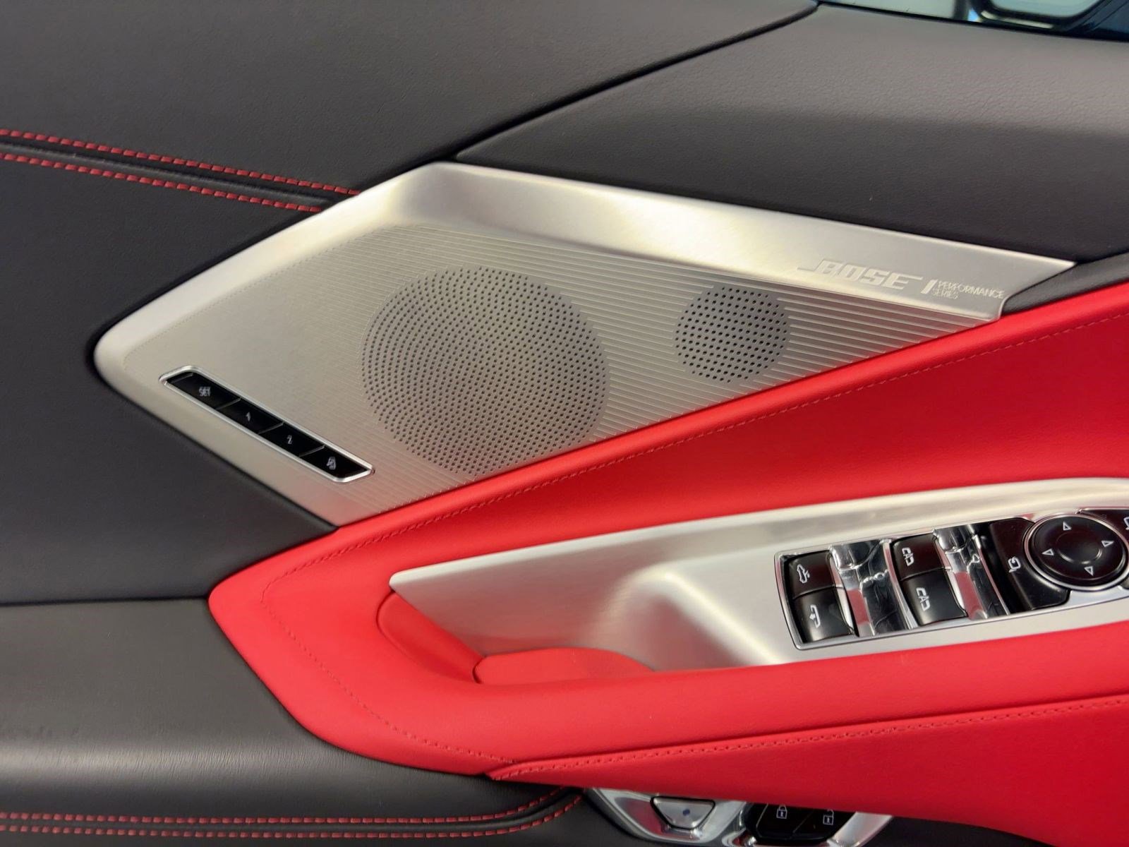 2025 Chevrolet Corvette Stingray 2LT Convertible photo 20