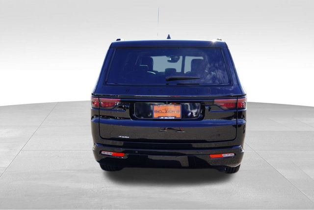 2024 Jeep Wagoneer Series II Carbide photo 6