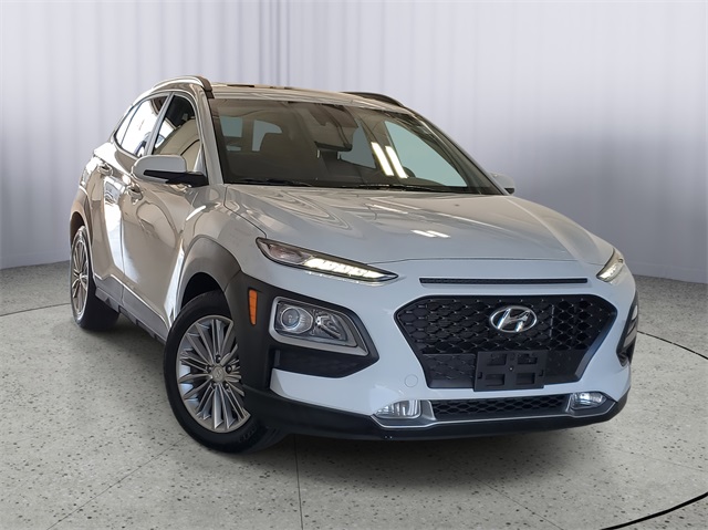 2020 Hyundai Kona SEL Plus photo 2