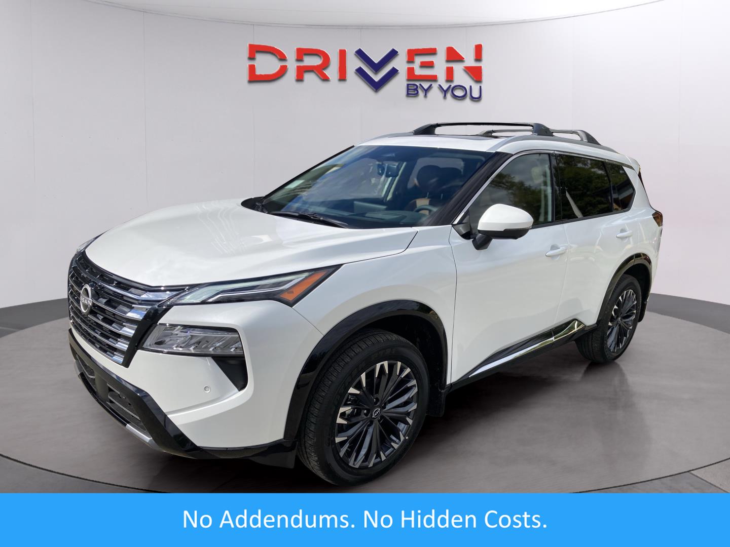 2026 Nissan Rogue Platinum's photo