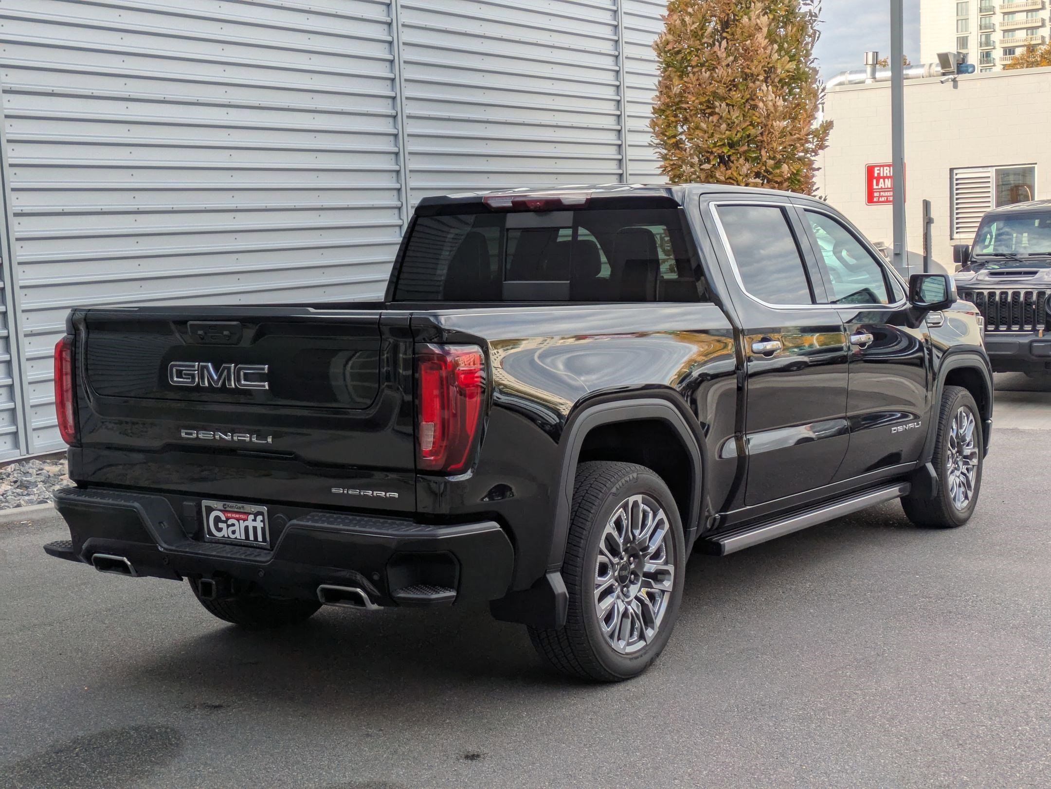 2025 Gmc Sierra 1500 Denali Ultimate photo 3
