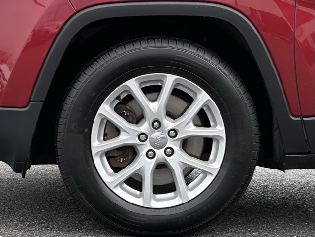 2017 Jeep Cherokee Latitude photo 18