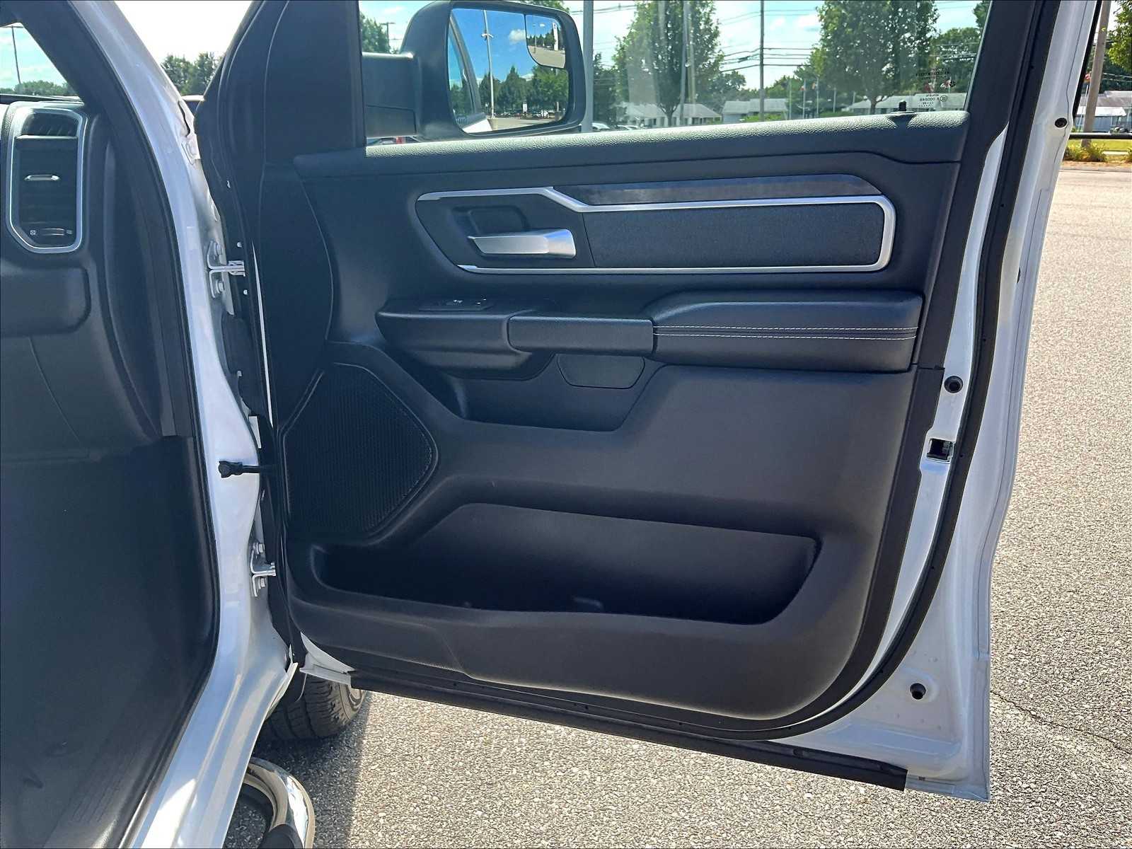 2022 Ram 1500 Big Horn photo 12