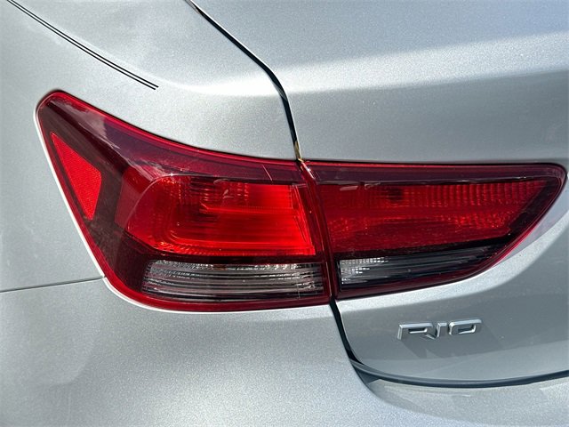 2023 Kia Rio LX photo 15