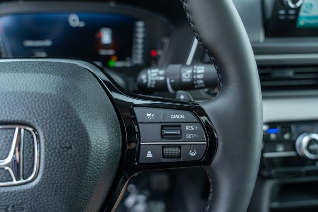 2025 Honda Pilot Elite photo 24
