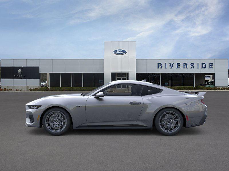 2025 Ford Mustang GT photo 3