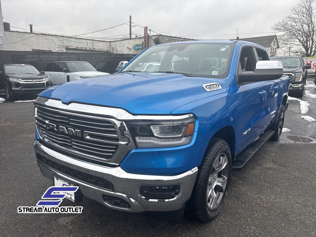 2023 Ram 1500 Laramie photo 3