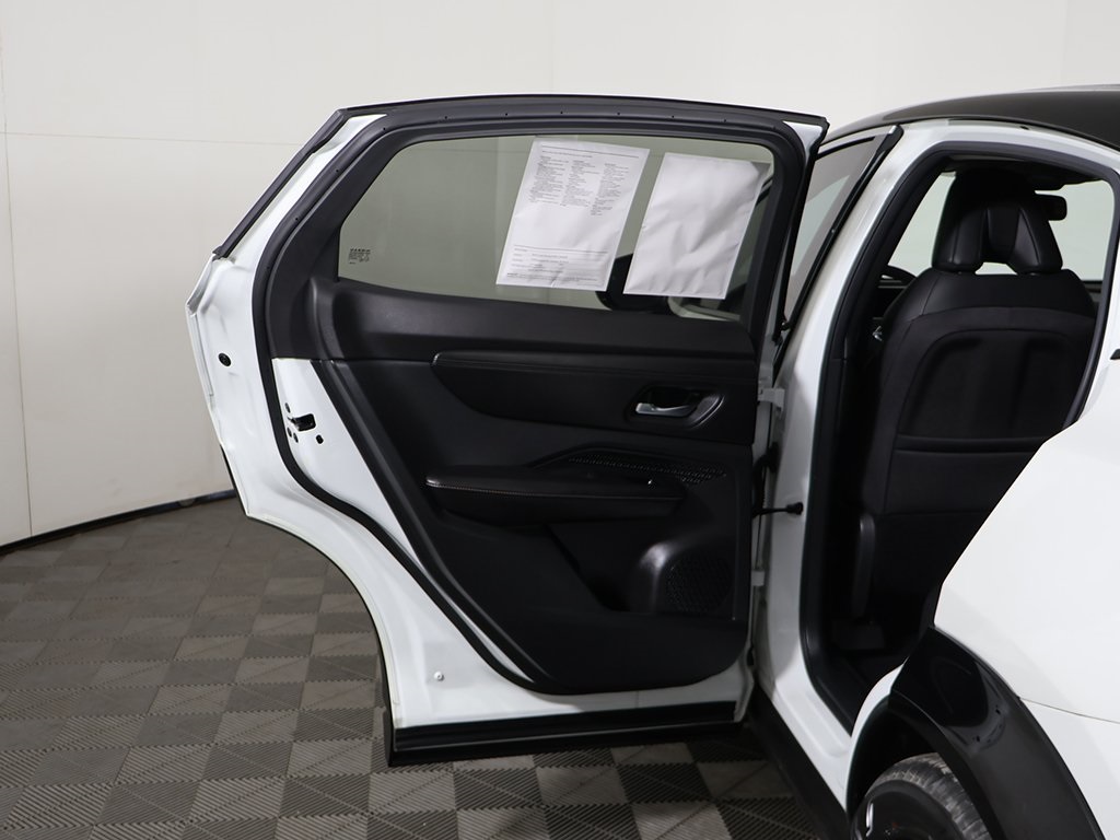 2023 Nissan ARIYA Engage Evolve+ Empower photo 16