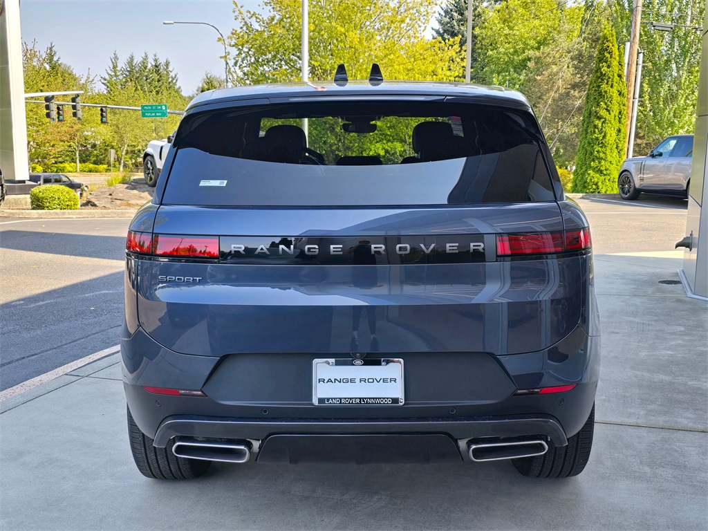 2025 Land Rover Range Rover Sport SE photo 5