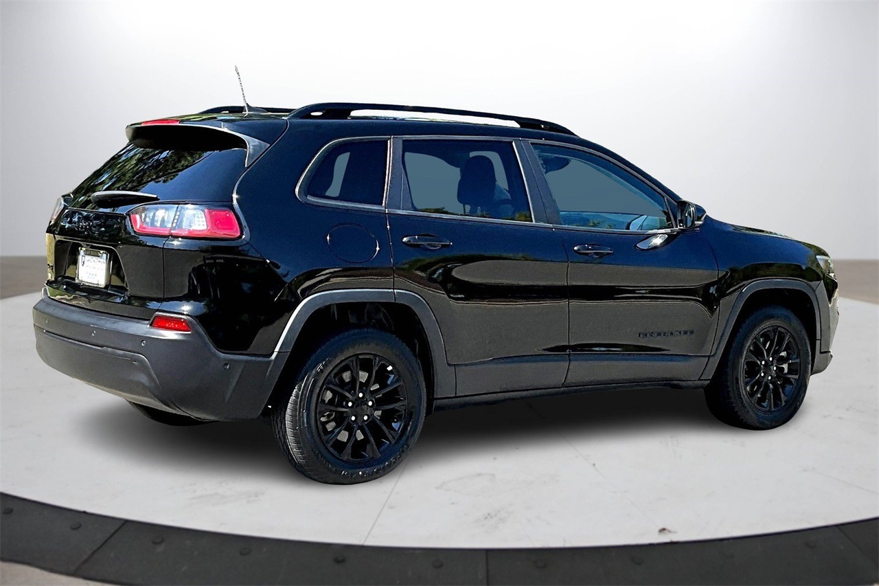 2023 Jeep Cherokee Altitude photo 5