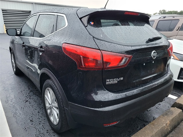 2019 Nissan Rogue Sport S photo 4