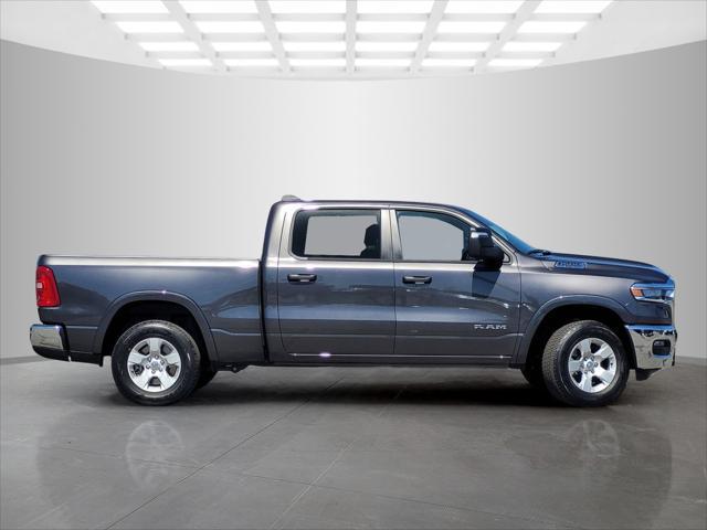 2025 Ram 1500 Big Horn photo 3