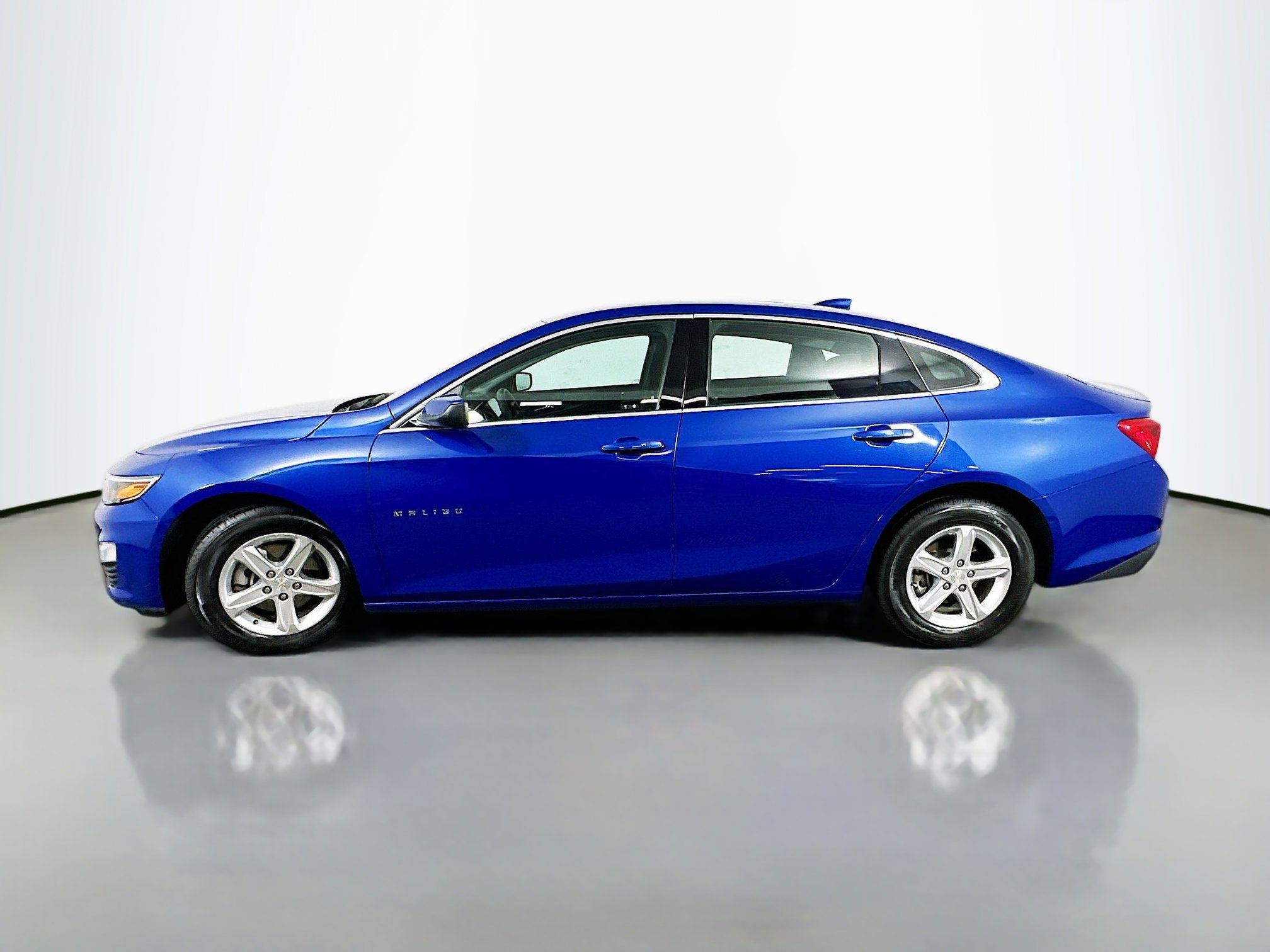 2023 Chevrolet Malibu 1LT photo 4