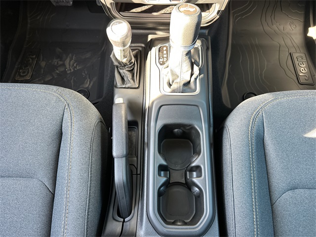 2025 Jeep Wrangler Sport S photo 17