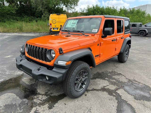 2025 Jeep Wrangler Sport S photo 2