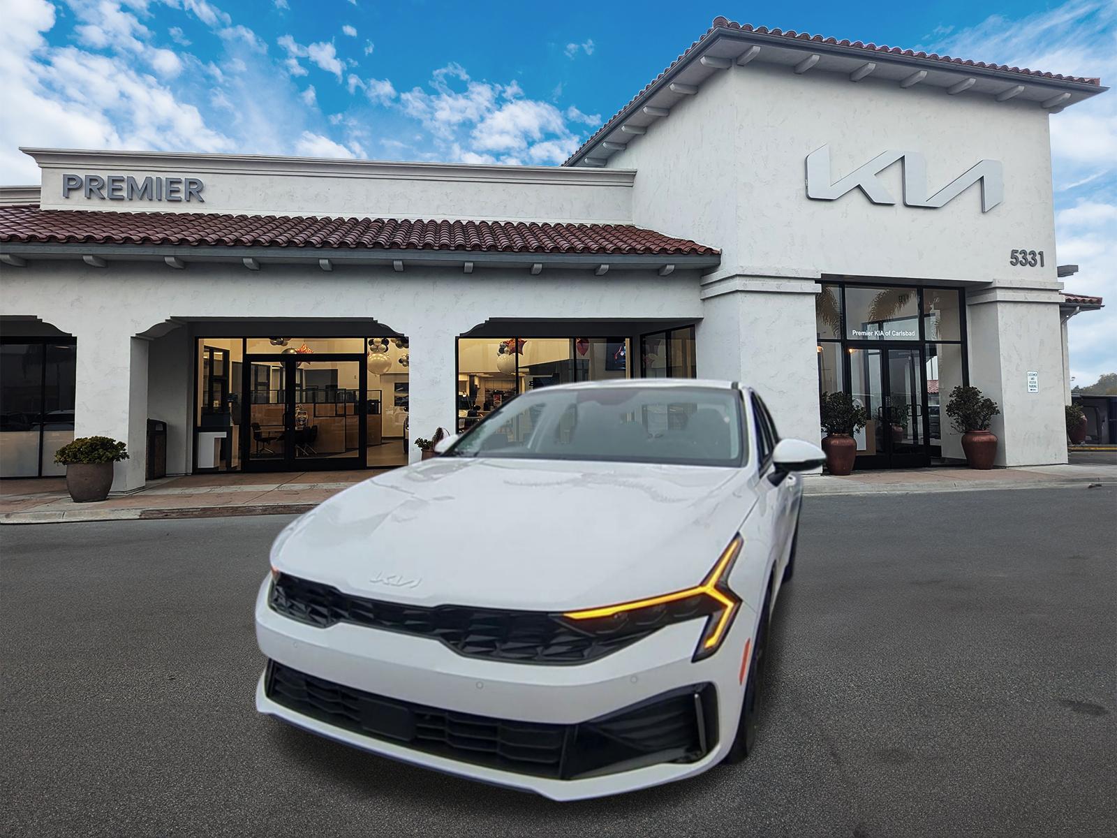 2025 Kia K5 LXS photo 3