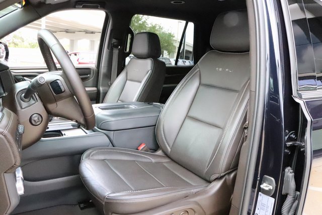2023 Gmc Yukon Denali photo 8