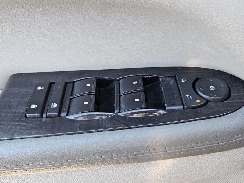 2016 Buick Enclave Convenience photo 14