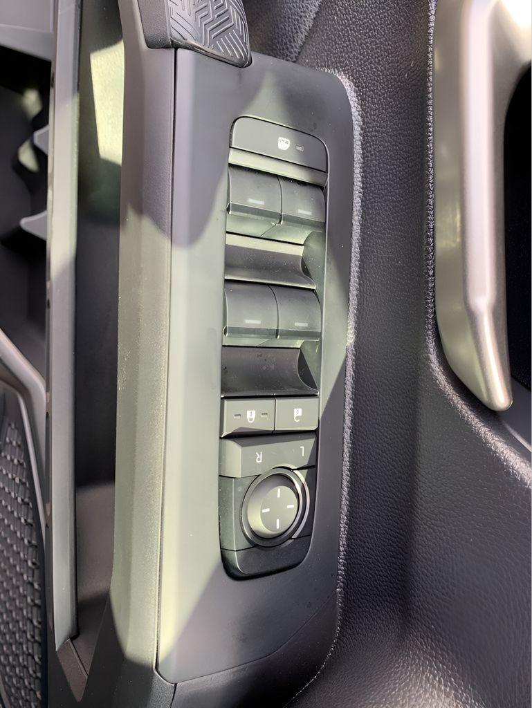 2024 Toyota Tacoma TRD Off-Road 4x4 Double Cab photo 11