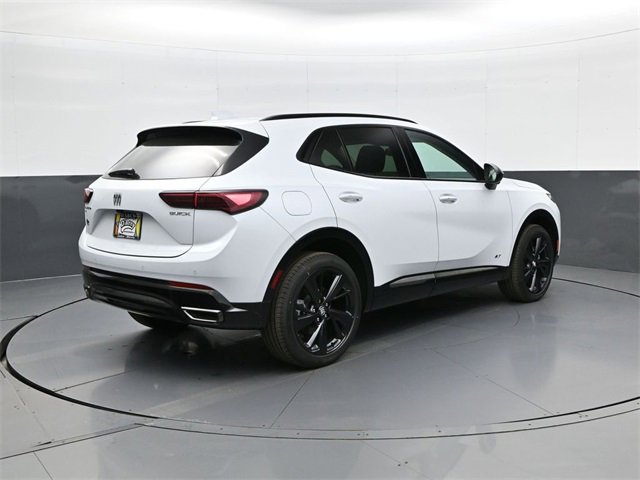 2025 Buick Envision Sport Touring photo 3