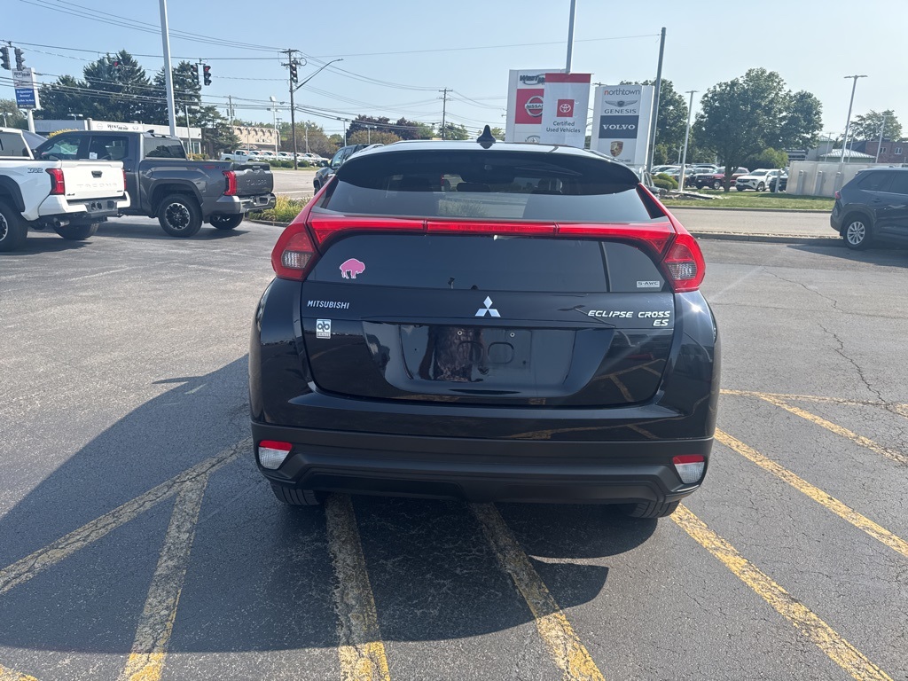2019 Mitsubishi Eclipse Cross ES photo 5