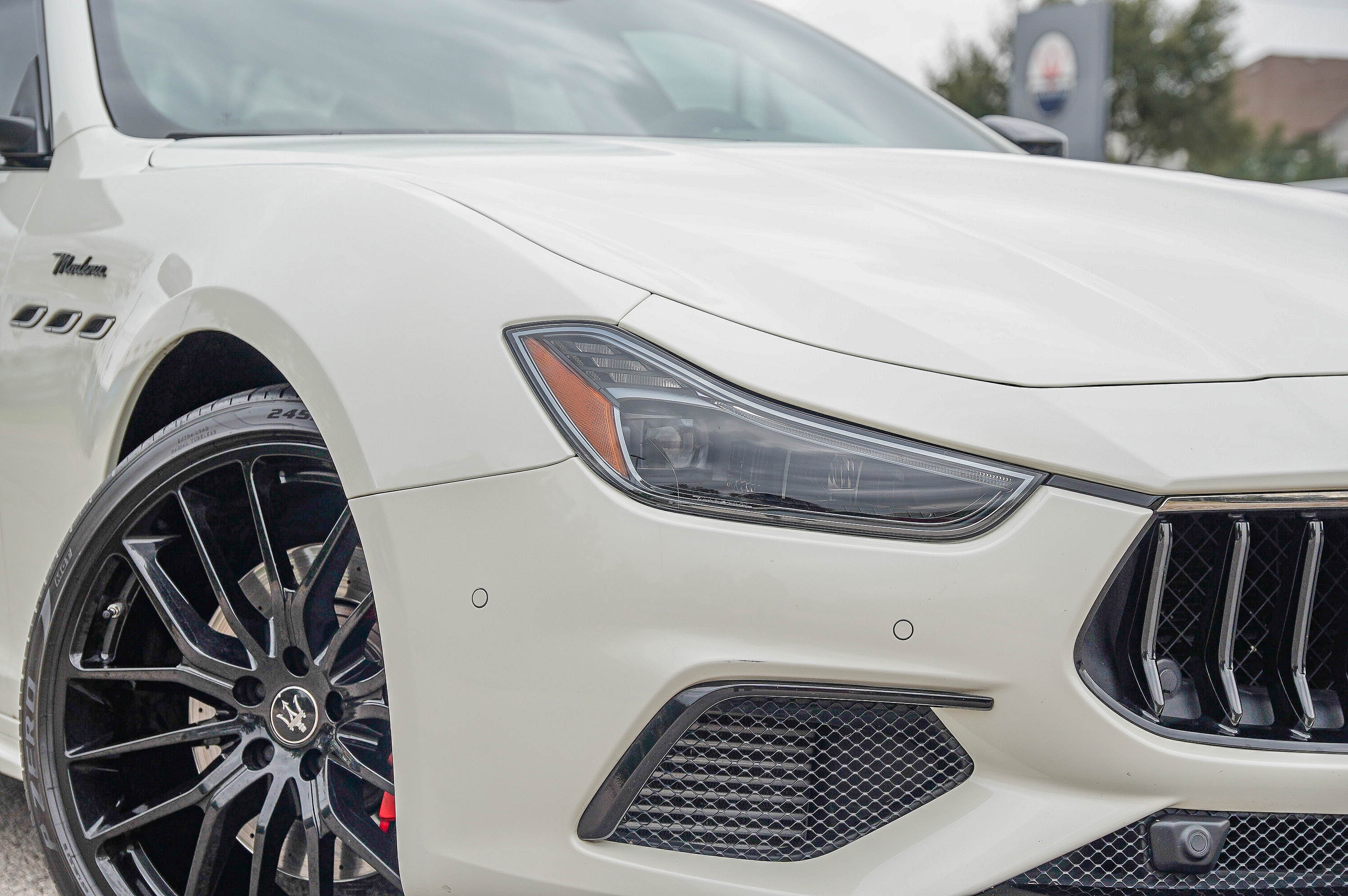 2022 Maserati Ghibli Modena Q4 photo 3