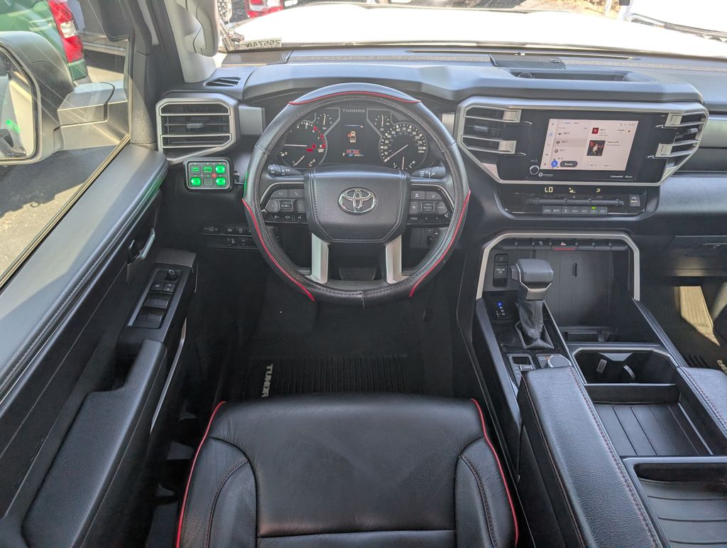 2024 Toyota Tundra SR5 photo 8