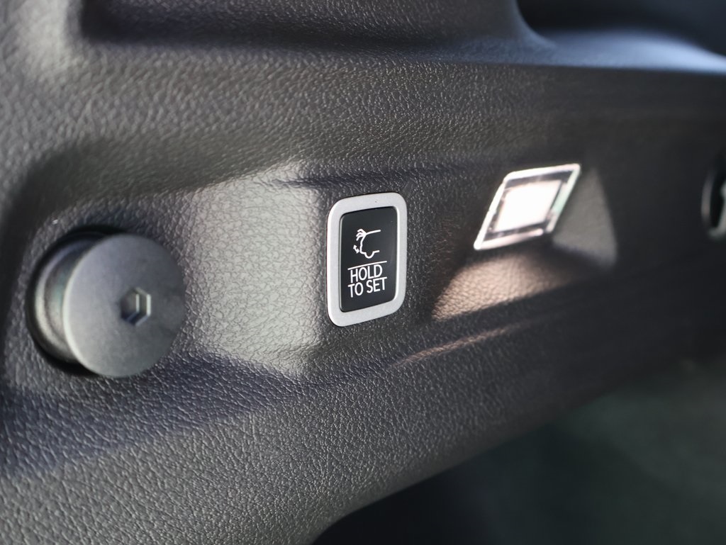 2025 Jeep Grand Cherokee Altitude X photo 17