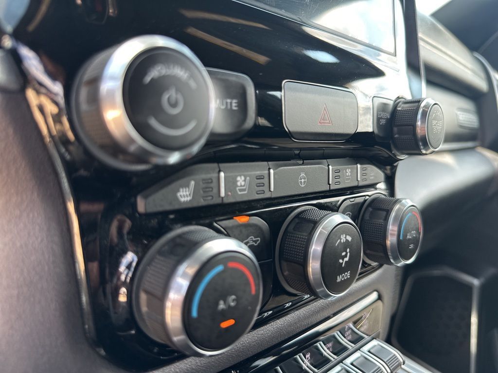 2022 Ram 2500 Laramie photo 21
