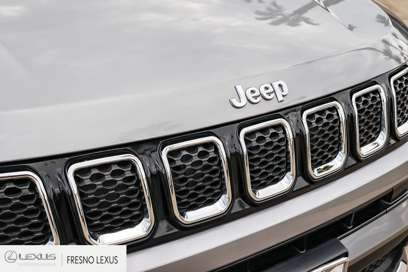 2023 Jeep Compass Limited photo 8