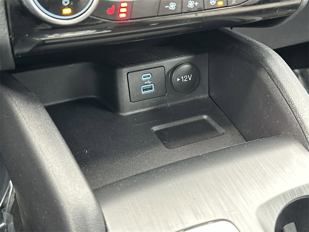 2022 Ford Escape SE photo 22