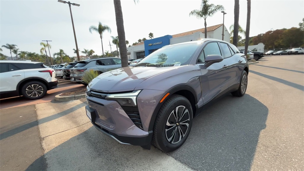 2025 Chevrolet Blazer EV photo 4