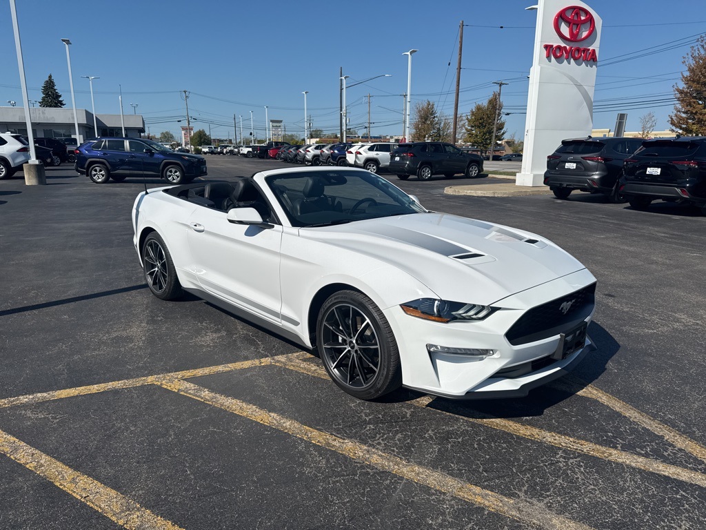 2022 Ford Mustang EcoBoost Premium photo 11