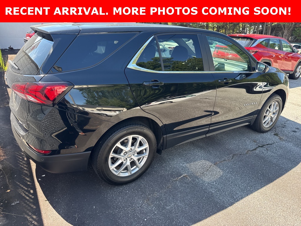 2023 Chevrolet Equinox LT photo 3