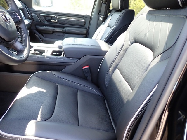 2025 Ram 1500 Limited photo 11