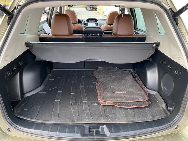 2023 Subaru Forester Touring photo 21