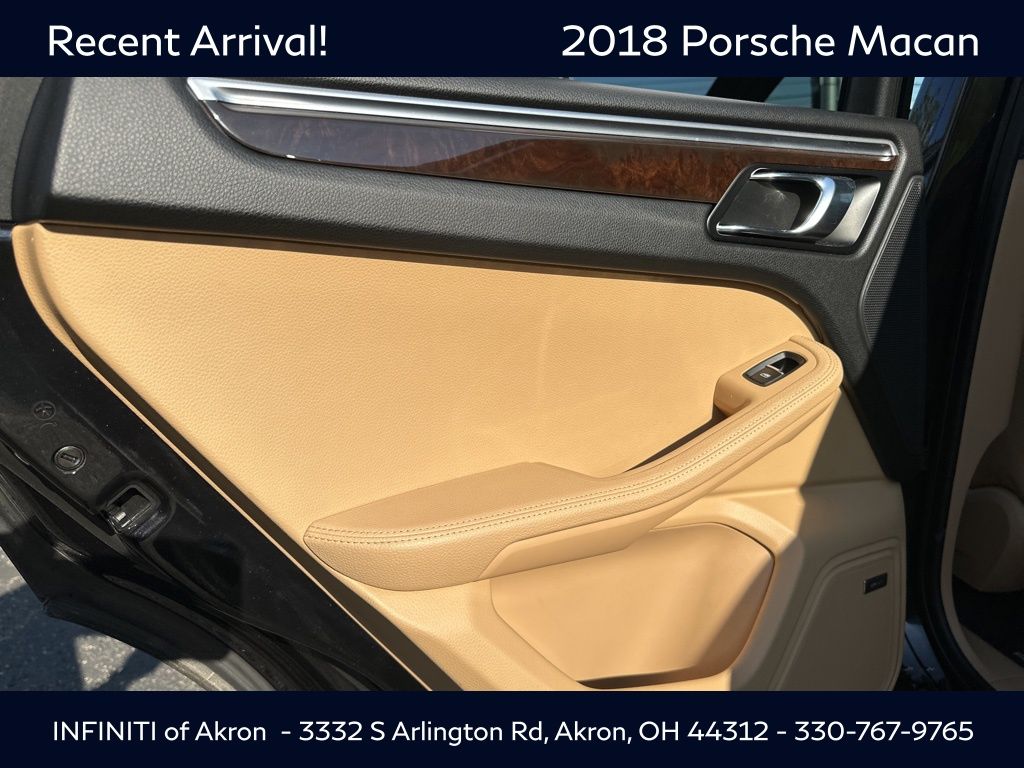 2018 Porsche Macan S photo 37
