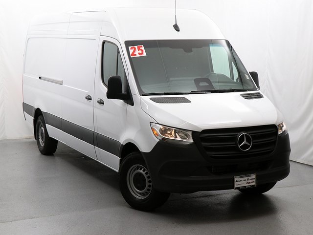 Used 2025 White Mercedes-Benz Cargo 170 WB image 1