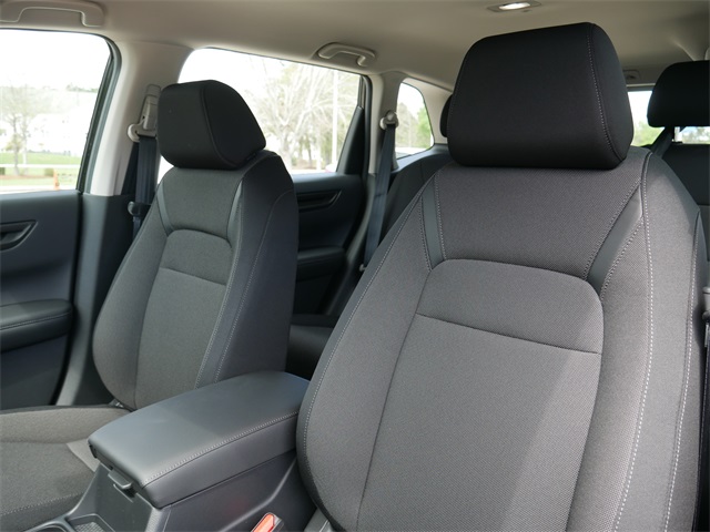 2025 Honda CR-V LX photo 14