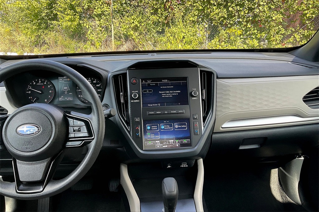 2025 Subaru Forester Base photo 5