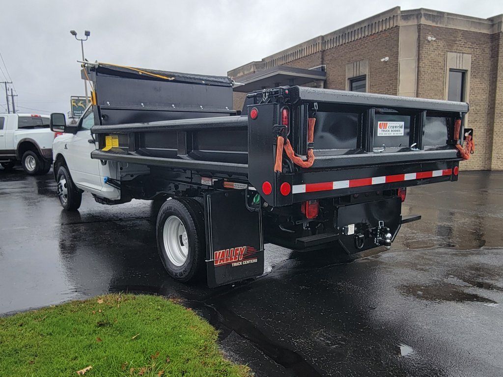 2023 Ram 3500 Tradesman photo 3