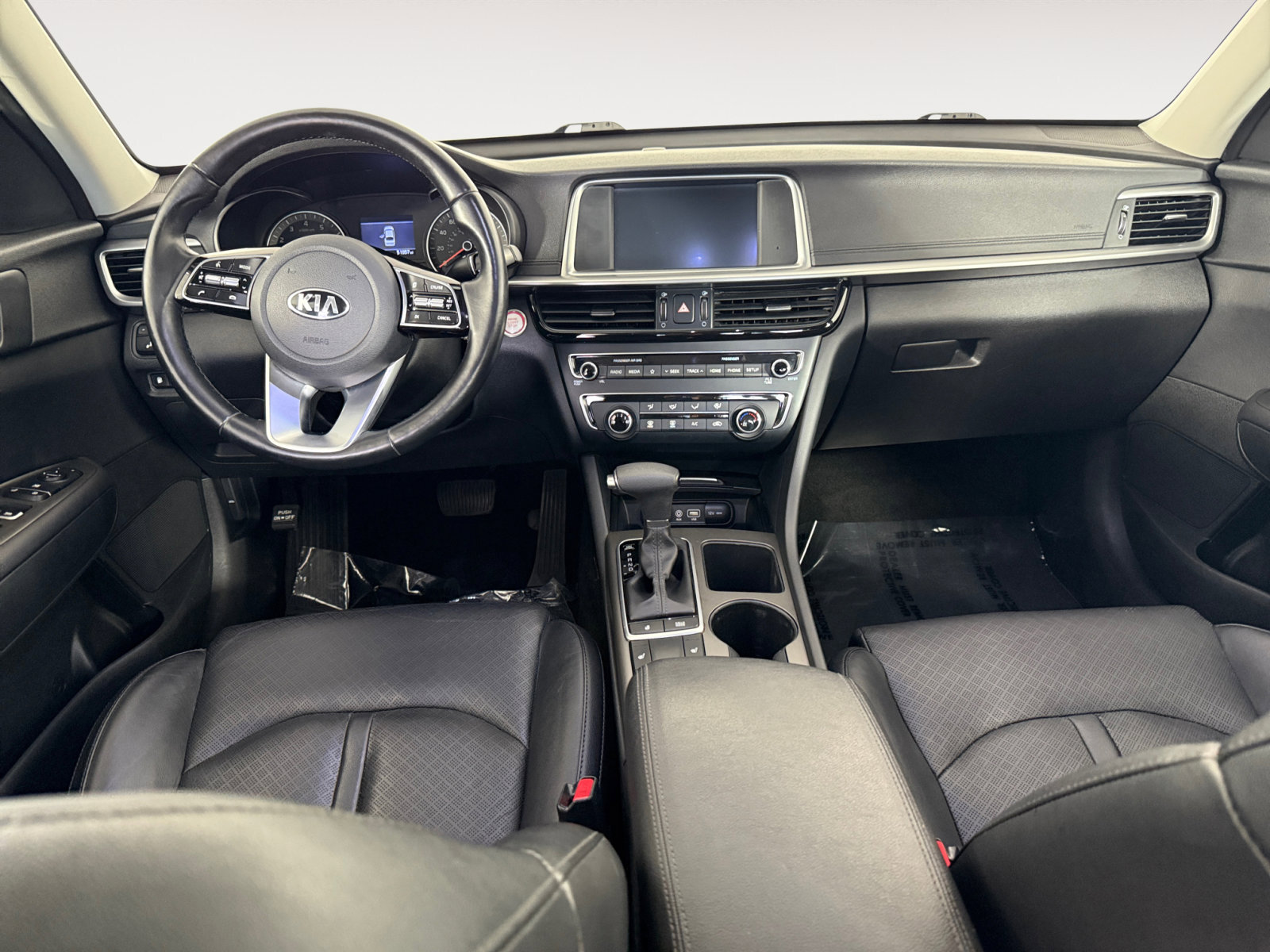 2020 Kia Optima SE photo 14
