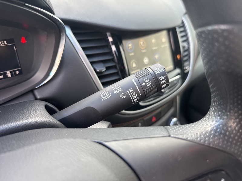 2018 Chevrolet Trax LS photo 22
