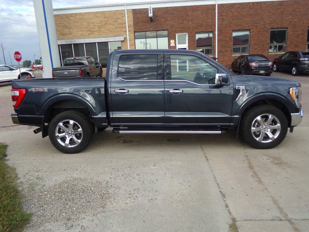2022 Ford F-150 Lariat photo 3