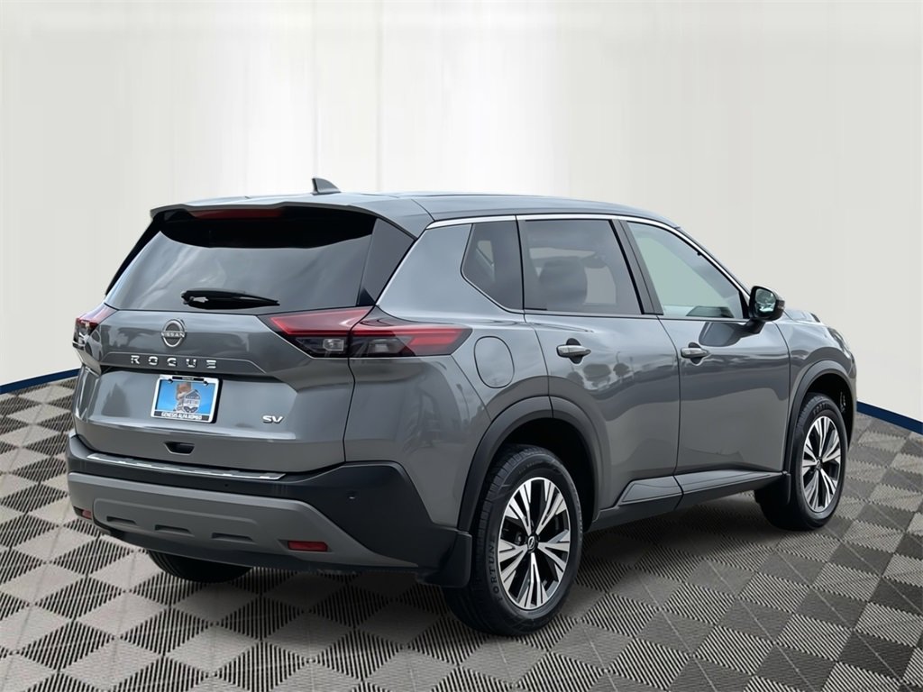 2022 Nissan Rogue SV photo 4