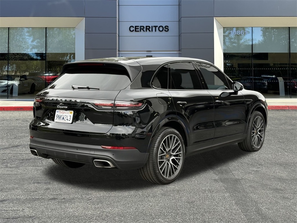 2020 Porsche Cayenne Base photo 3