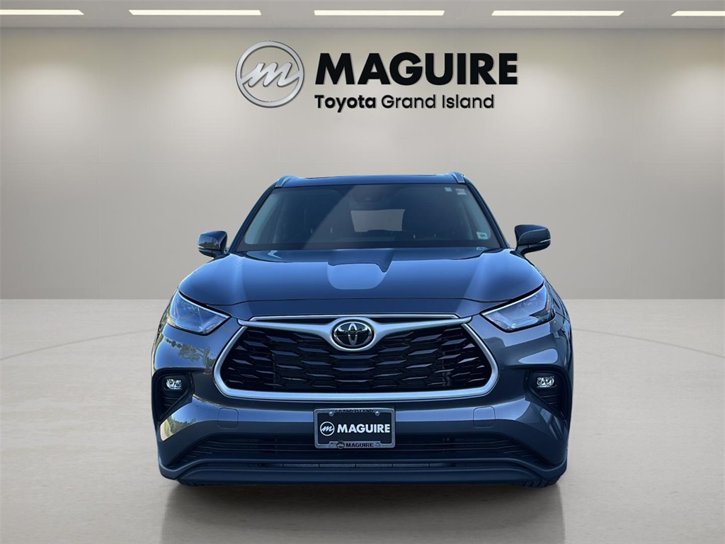 2023 Toyota Highlander XLE photo 7