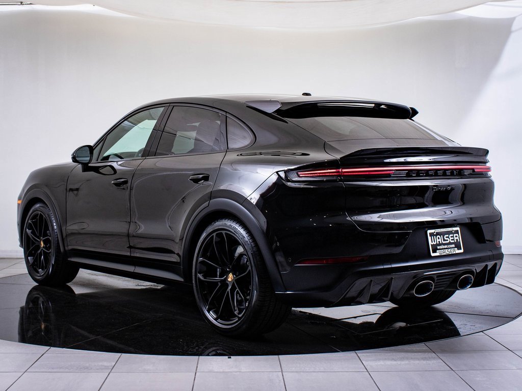 2024 Porsche Cayenne Coupe Turbo GT photo 3