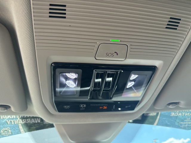 2025 Volkswagen Atlas Peak Edition SE photo 13